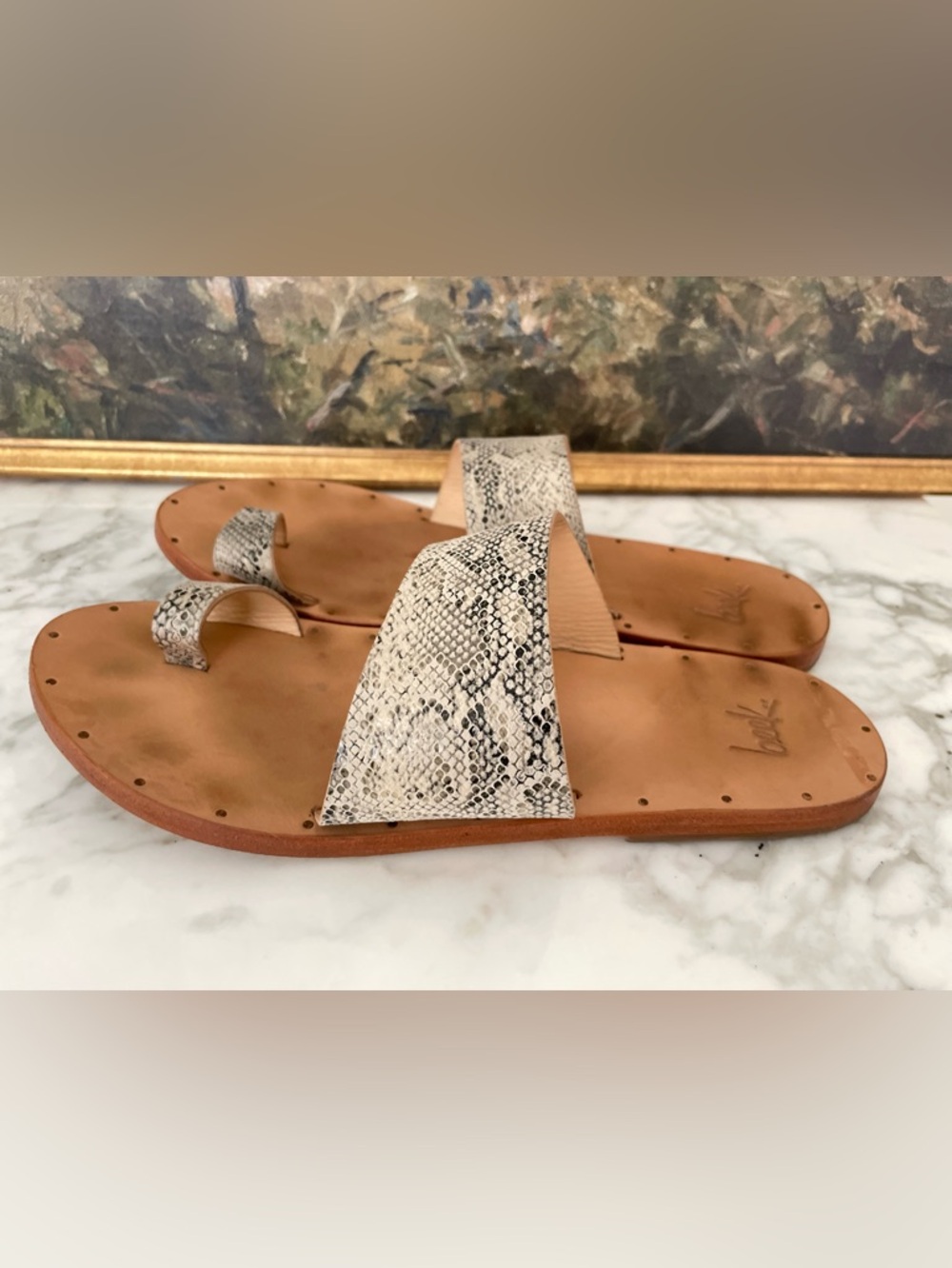 Beek Finch Toe Ring Sandals Womens Size 11 Snake Skin Print leather - Picture 3 of 7